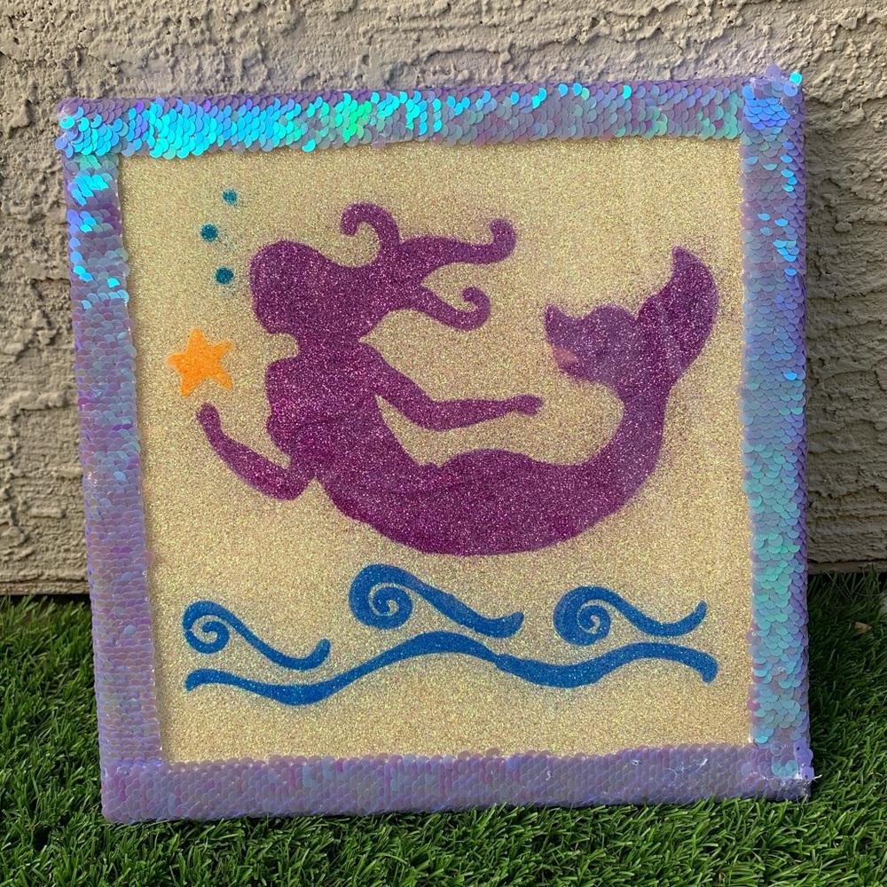 Handcrafted Scenic Mermaid Wall Decor
